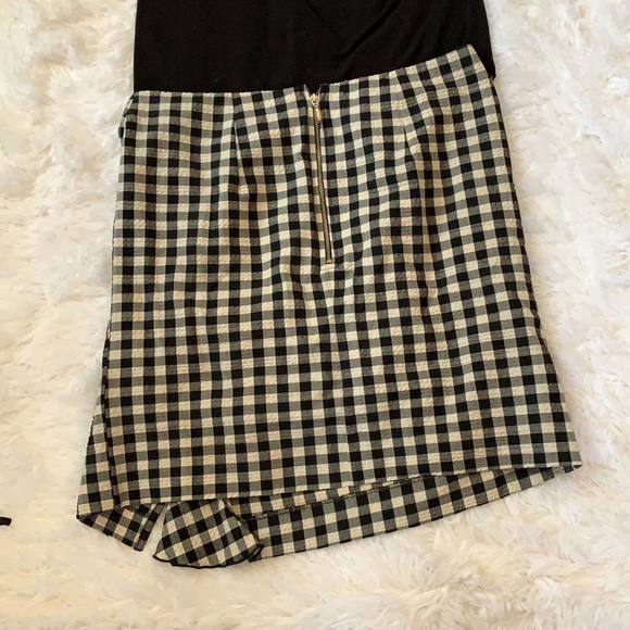 H&M black&white gingham skirt sz 12 w/side ruffle - Picture 5 of 5